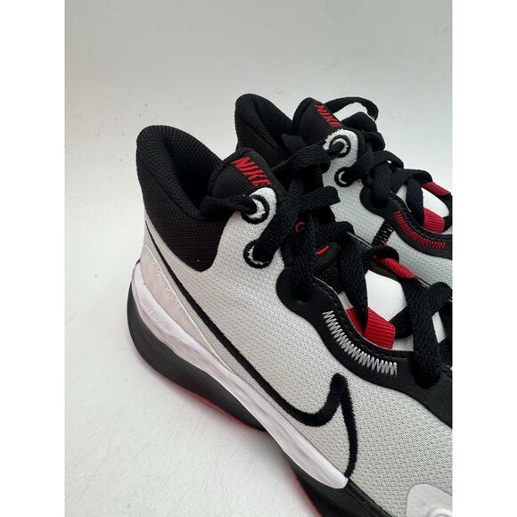 Nike RENEW ELEVATE III Women's NWD Athletic Sneaker White MISMATCH SIZES - Picture 3 of 12